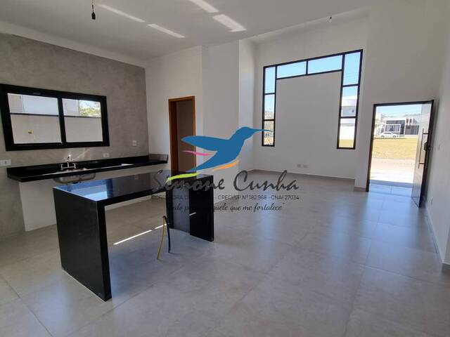 #106 - Casa para Venda em Caçapava - SP