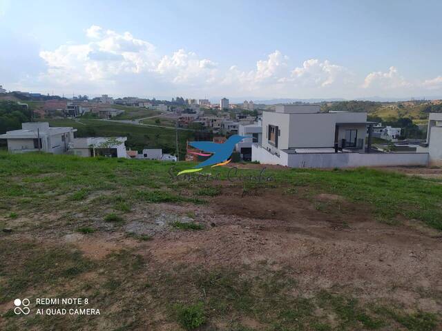 #114 - Terreno em condomínio para Venda em São José dos Campos - SP