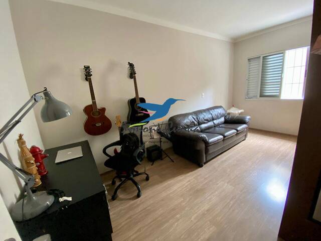 Casa para Venda em São José dos Campos - 5