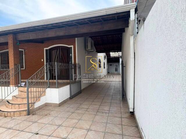 Casa para Venda em São José dos Campos - 3