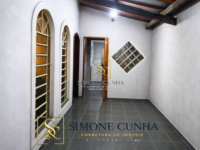 Casa para Venda em São José dos Campos - 4