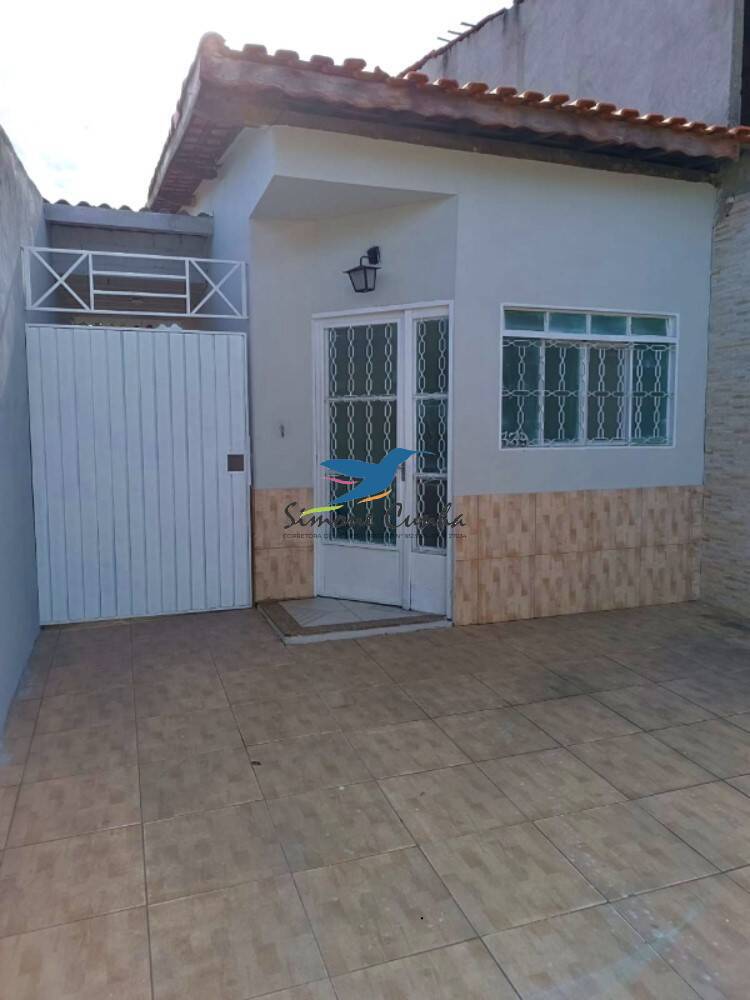 Casa à venda com 3 quartos, 70m² - Foto 1