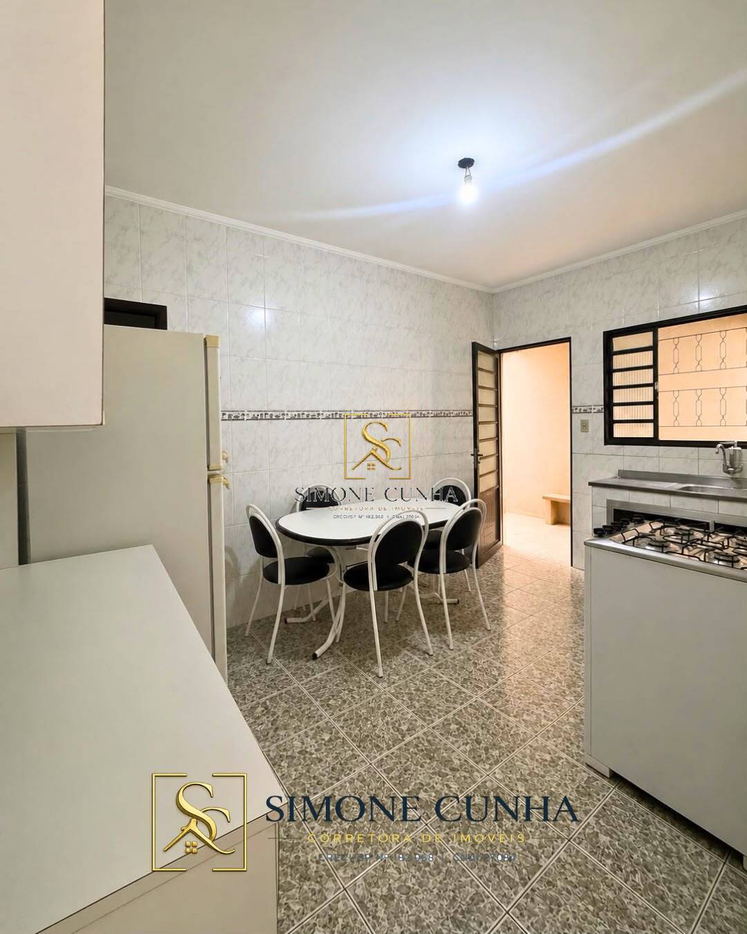 Casa, 3 quartos, 106 m² - Foto 2